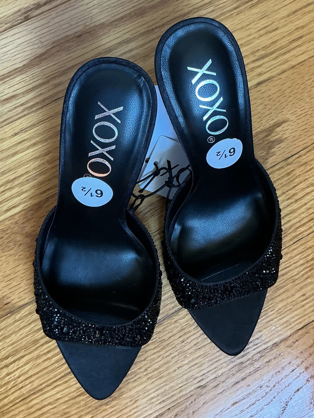 Xoxo slip on pointed sandals